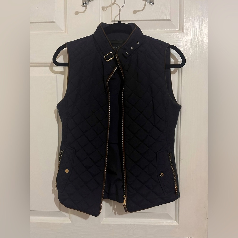 Zara dark blue vest with quilt design and brown detail trimming size small